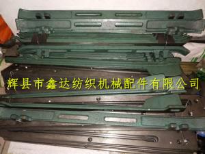 織布機(jī)梭箱蓋板3305、擋板3306、底板3307
